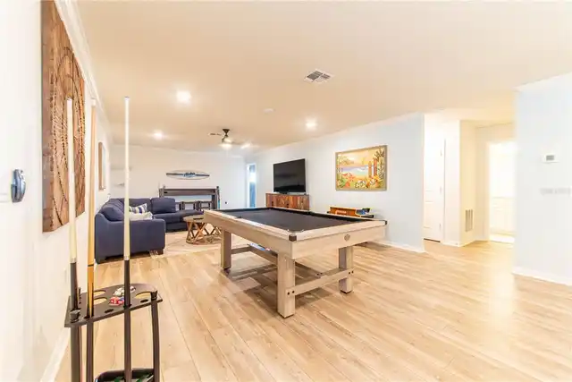 Listing Photo 32