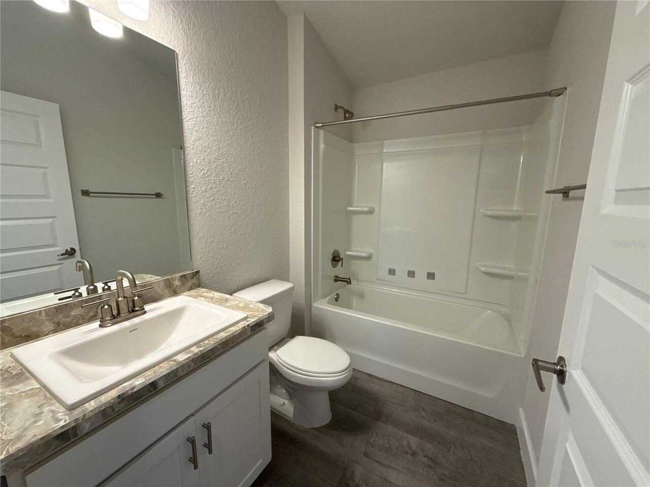 Listing Photo 23