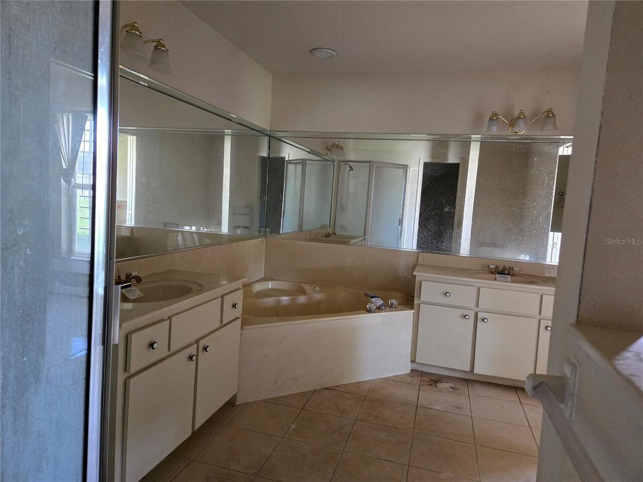 Listing Photo 8