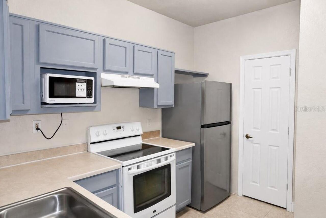 Listing Photo 8