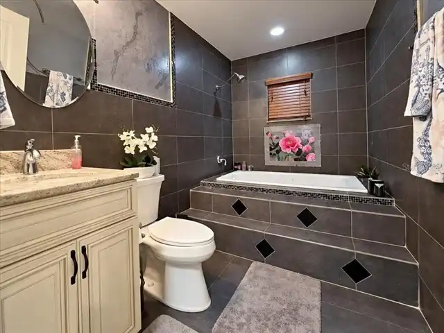 Listing Photo 26