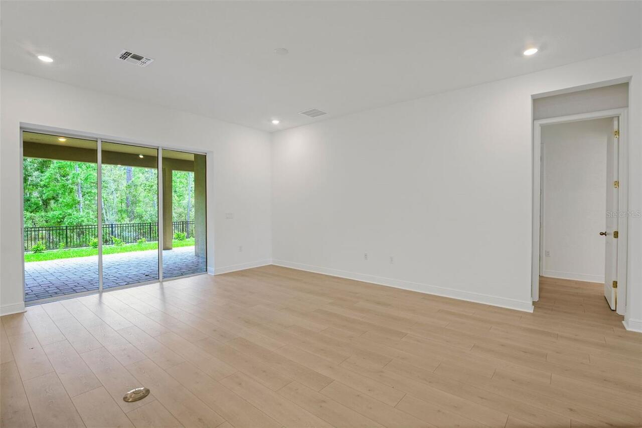 Listing Photo 20