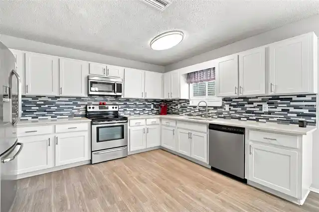 Listing Photo 21