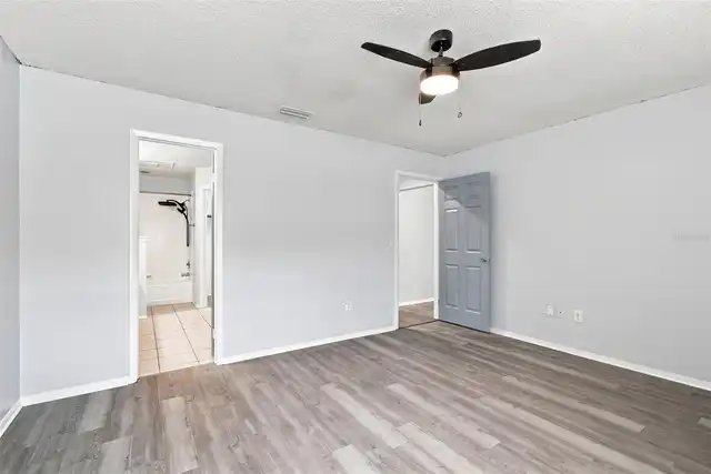 Listing Photo 35