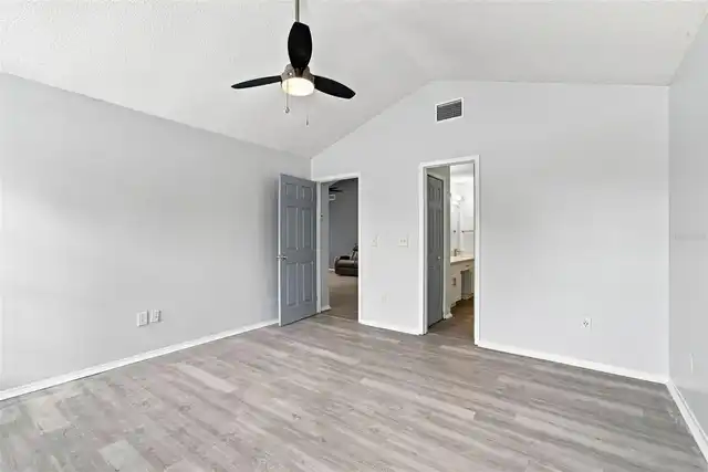 Listing Photo 43