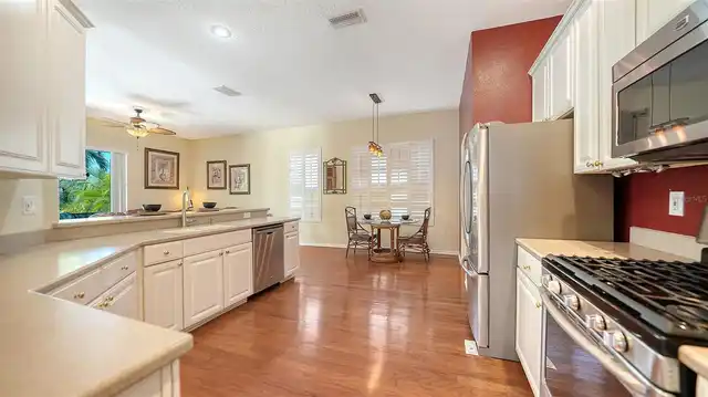 Listing Photo 16
