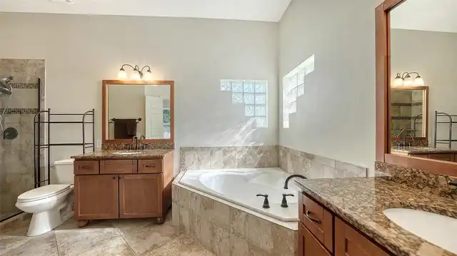 Listing Photo 31