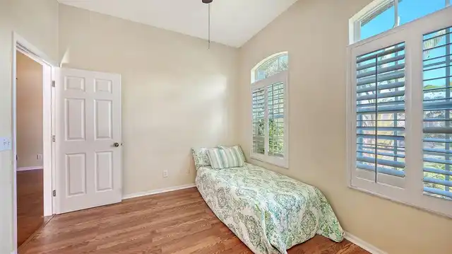 Listing Photo 37