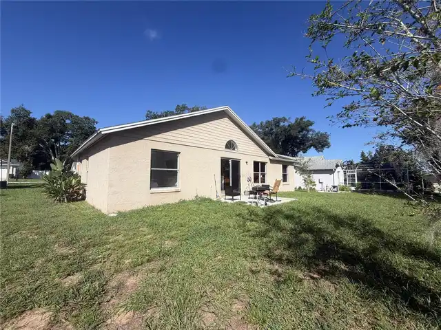Listing Photo 6