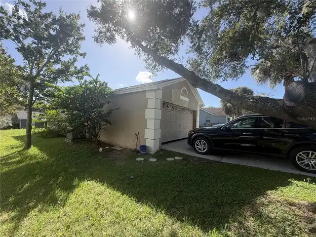 Listing Photo 10