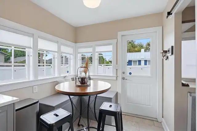 Listing Photo 11