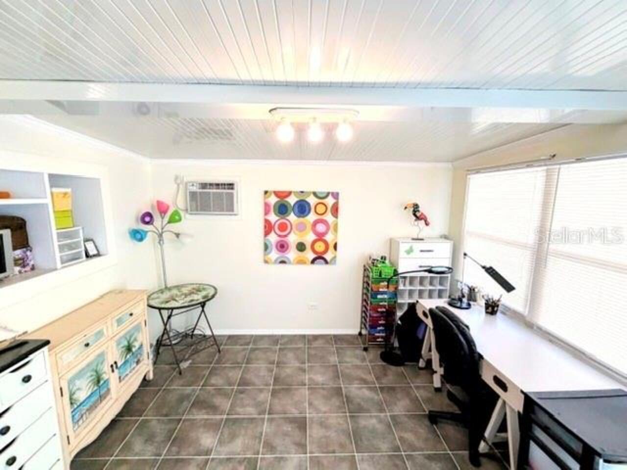 Listing Photo 11