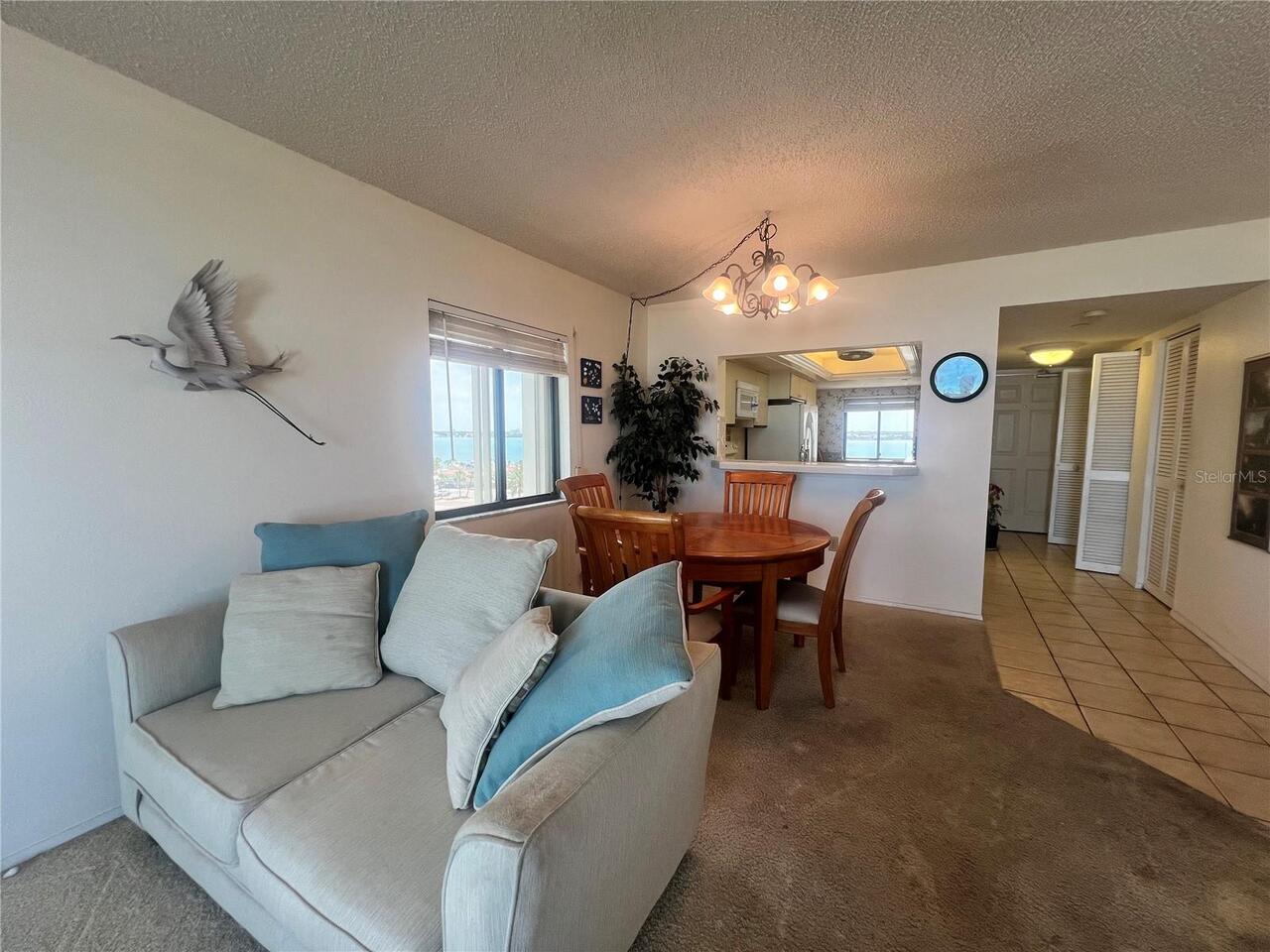 Listing Photo 14