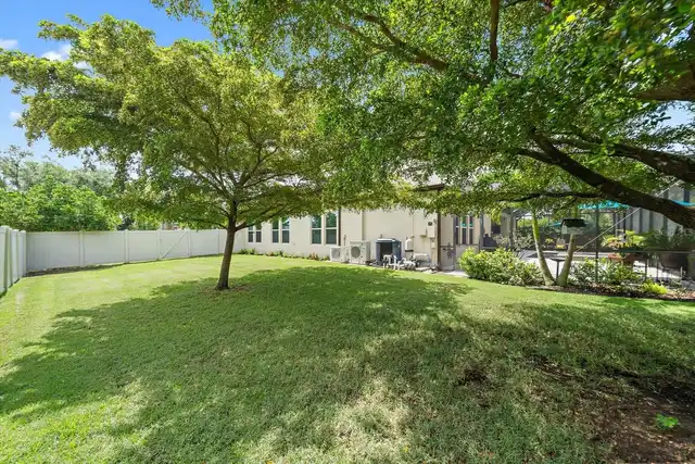 Listing Photo 28