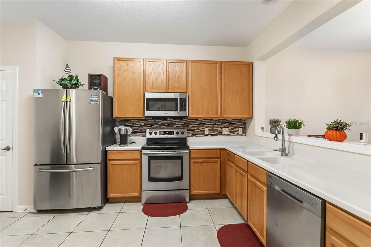 Listing Photo 10