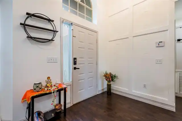 Listing Photo 10