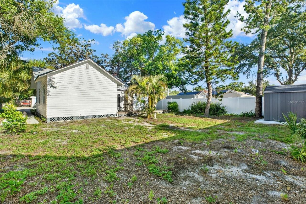 Listing Photo 10