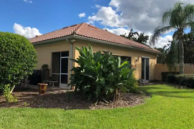 Listing Photo 11