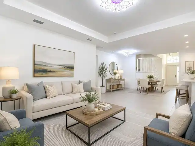 Listing Photo 11