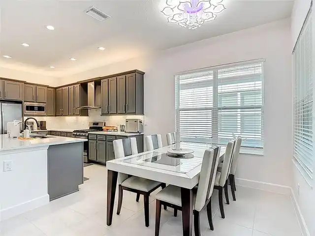 Listing Photo 20