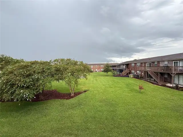 Listing Photo 14