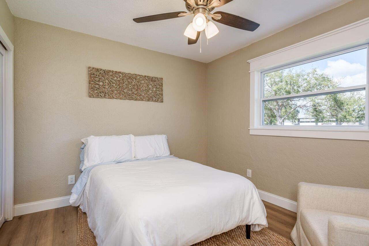 Listing Photo 23