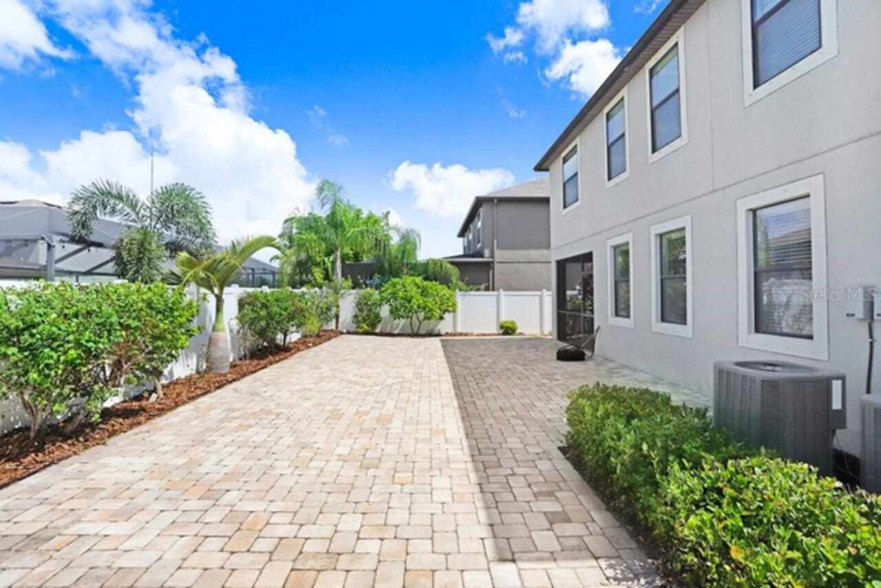 Listing Photo 33