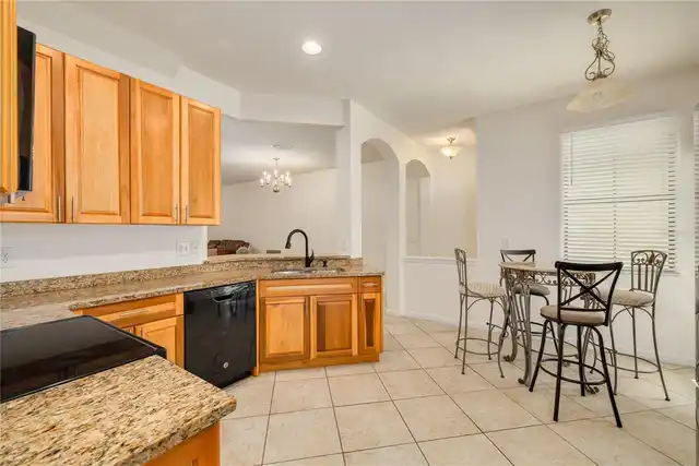 Listing Photo 7