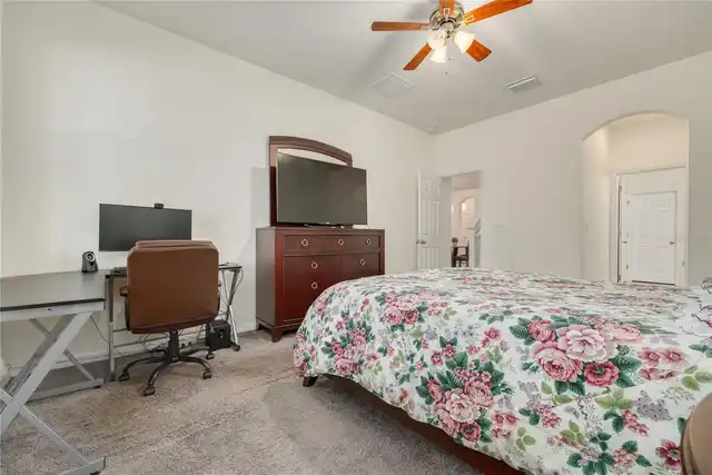 Listing Photo 13