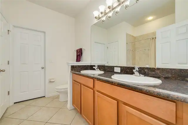 Listing Photo 14