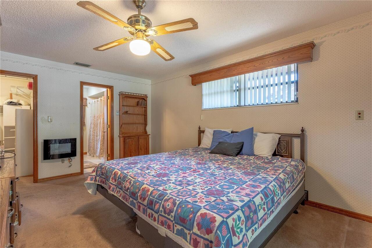 Listing Photo 9