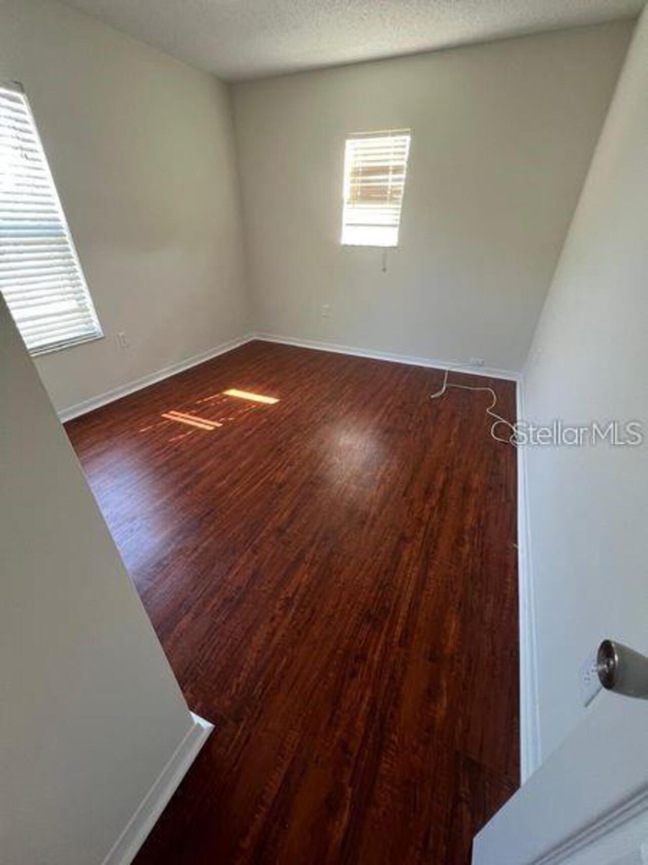Listing Photo 9