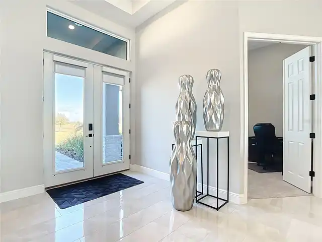 Listing Photo 6