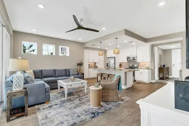 Listing Photo 19