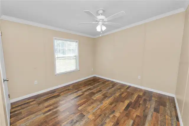 Listing Photo 37