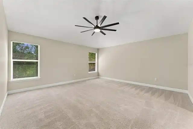 Listing Photo 34
