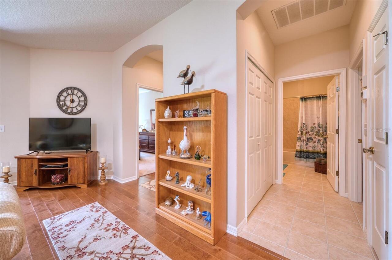 Listing Photo 16