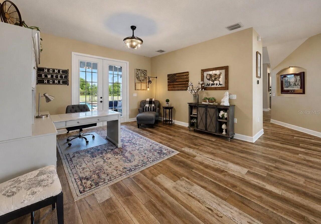 Listing Photo 19