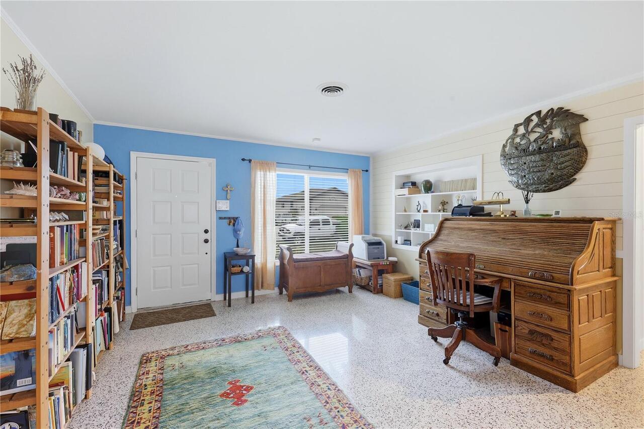 Listing Photo 10