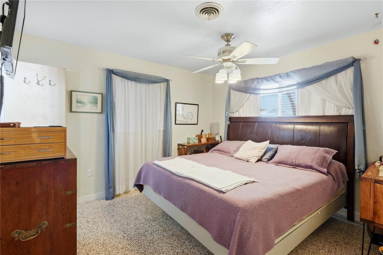 Listing Photo 25