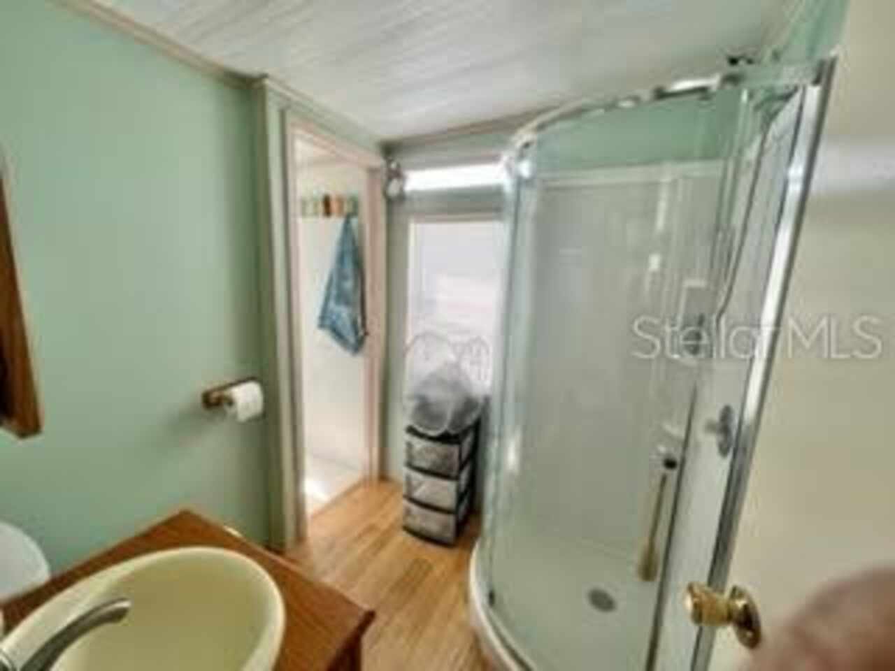 Listing Photo 10