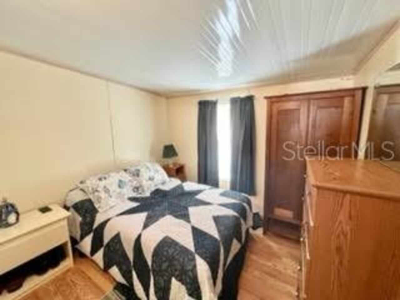 Listing Photo 11