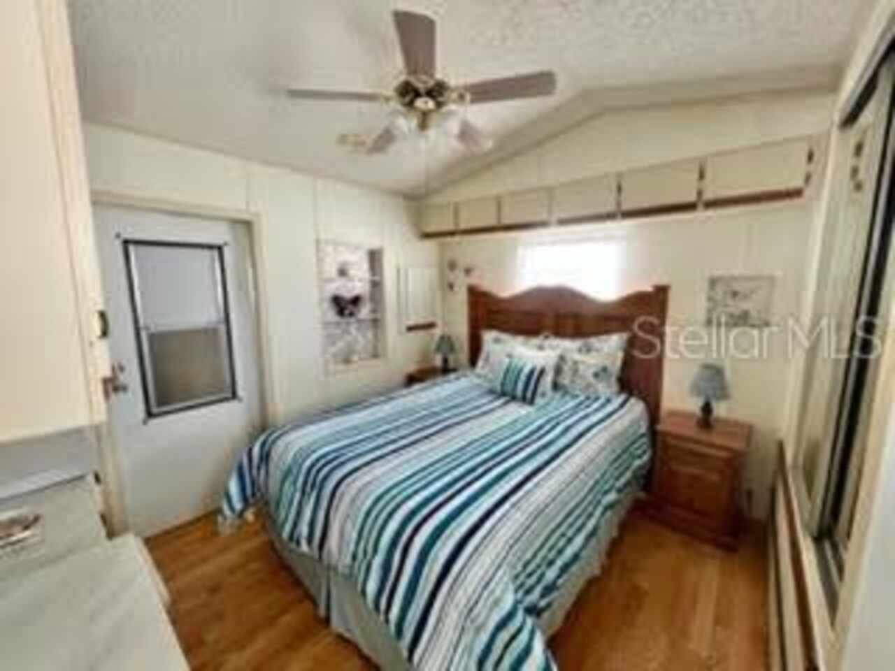 Listing Photo 12