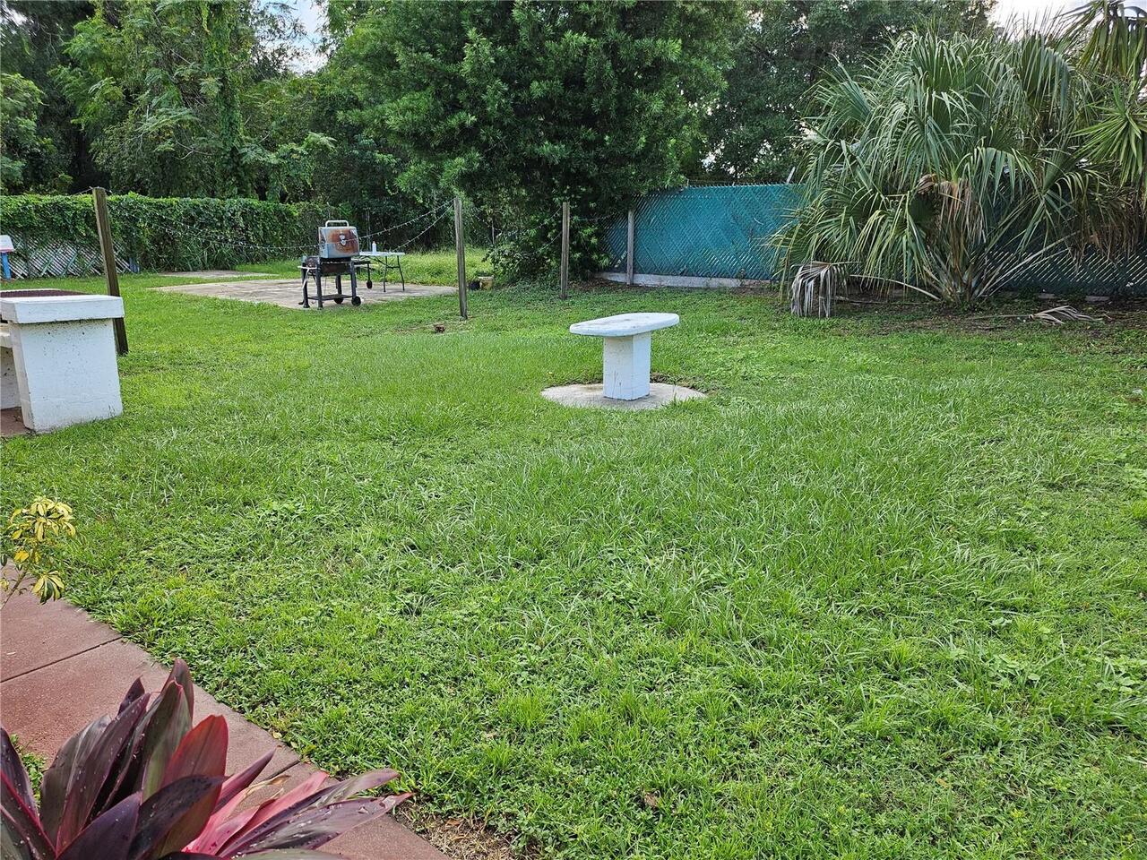 Listing Photo 9