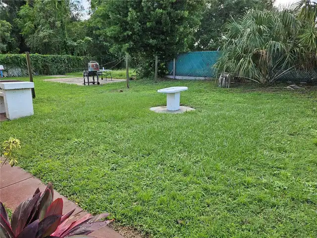 Listing Photo 18