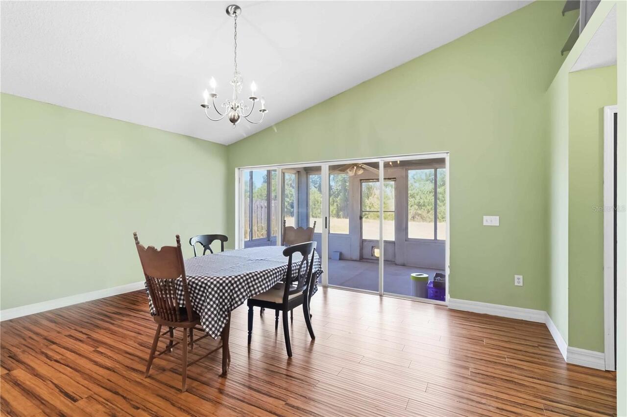 Listing Photo 10