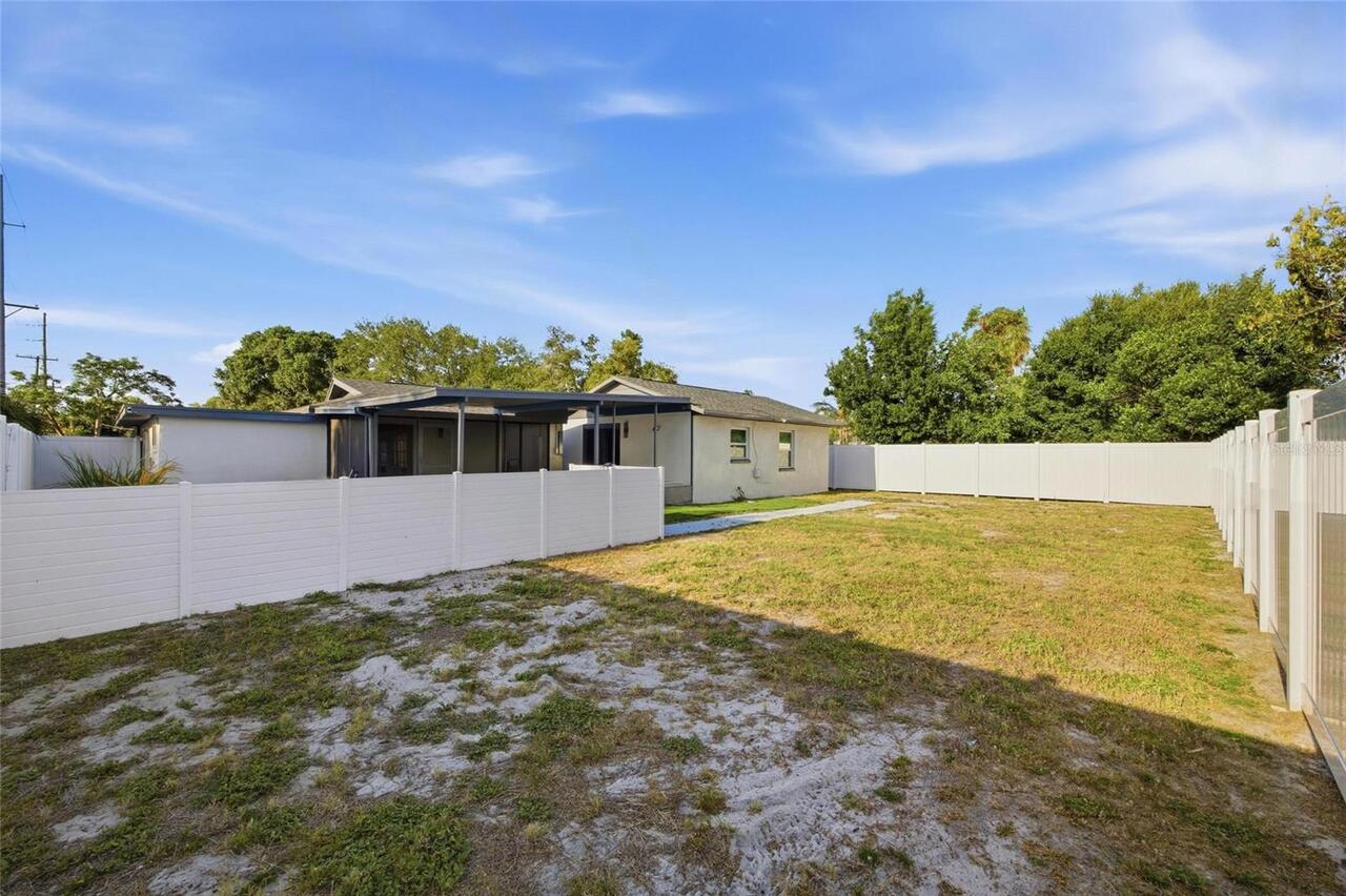 Listing Photo 32