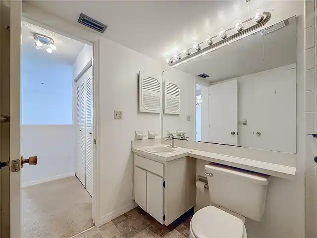 Listing Photo 33