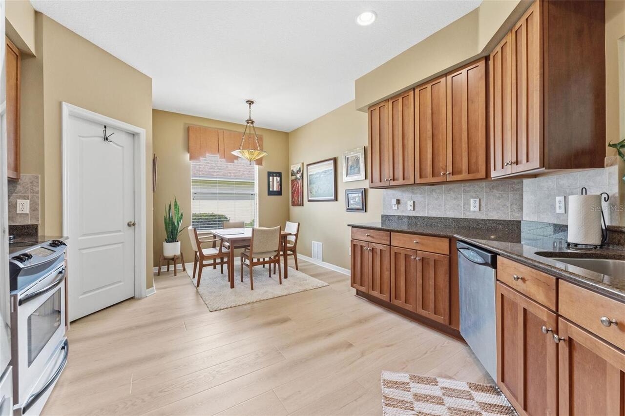 Listing Photo 17