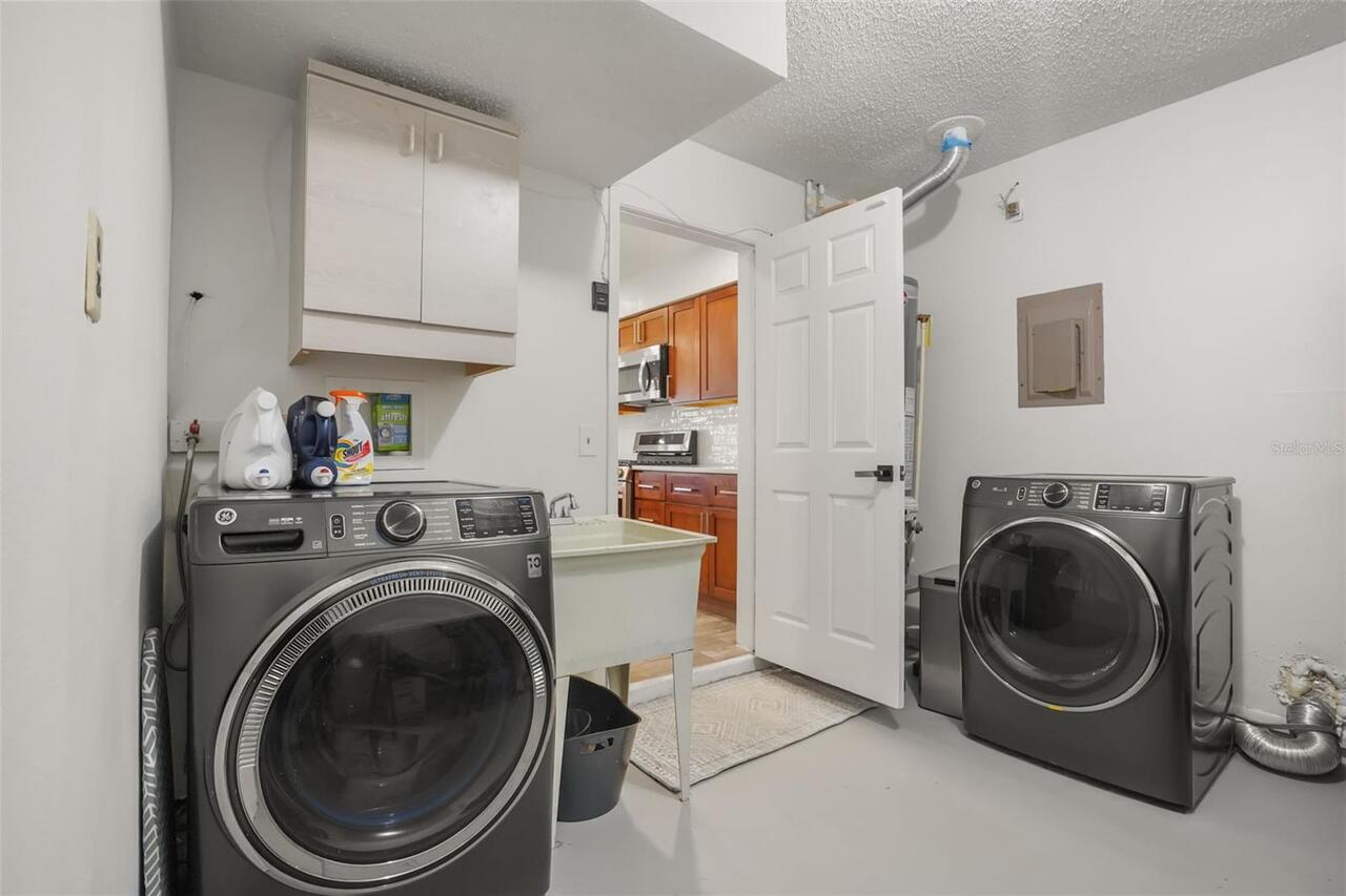 Listing Photo 12